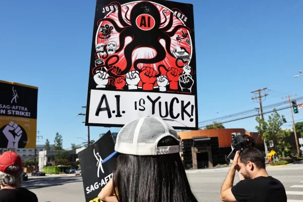 El sindicato SAG-AFTRA y los sellos discográficos acuerdan proteger a los artistas de la IA