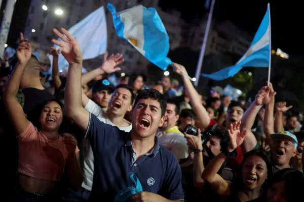 Argentina debate la regulación de la IA: controversias y propuestas en el Congreso