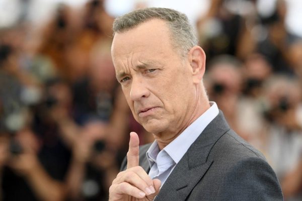 Tom Hanks denuncia anuncios médicos falsos que usan su imagen con IA