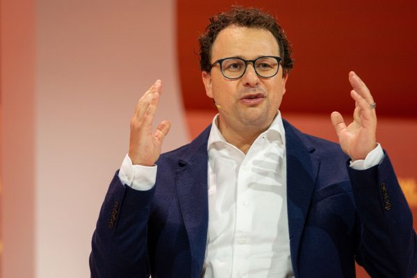 De la mano de la IA, un futuro prometedor más allá de los riesgos