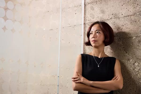 Fei-Fei Li tiene una visión: World Labs hace máquinas con IA espacial 3D