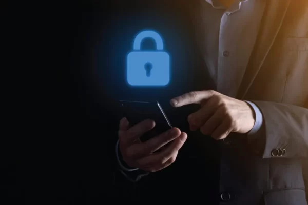 Nuevo Aliado: cibercriminales utilizan IA en estafas dirigidas a ejecutivos corporativos