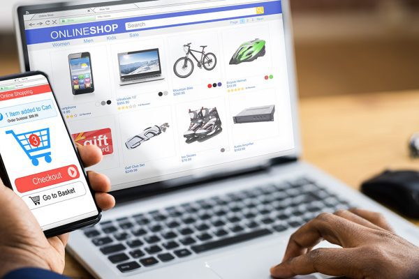 Informe de Adobe dice que gastos online de las Fiestas aumentan por descuentos y chatbots