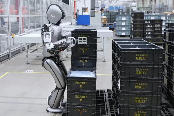El año del Robot: UBTech y Foxconn quieren liderar la producción con robótica