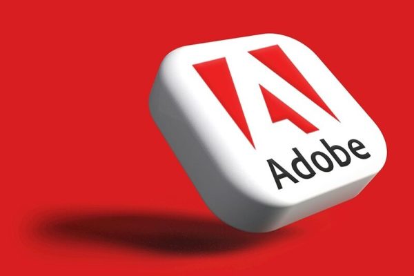Adobe hace millones con la gestión de contratos con su nuevo Acrobat AI Assistant