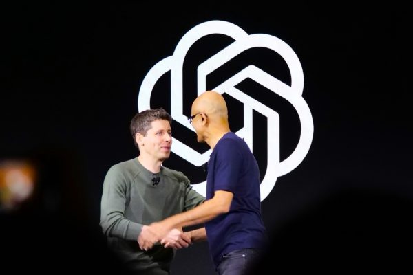 Microsoft es un problema para la reestructuración de OpenAI