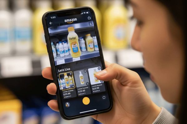 Lens Live de Amazon: la cámara del celular se convierte en probador y comparador en tiempo real