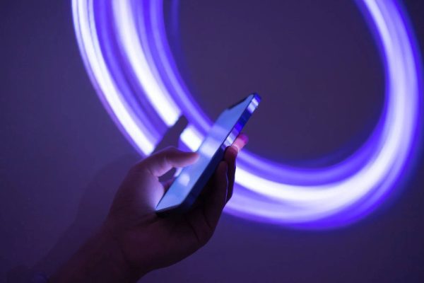 La app Neon desaparece tras exponer números y grabaciones: quedó offline por una falla grave